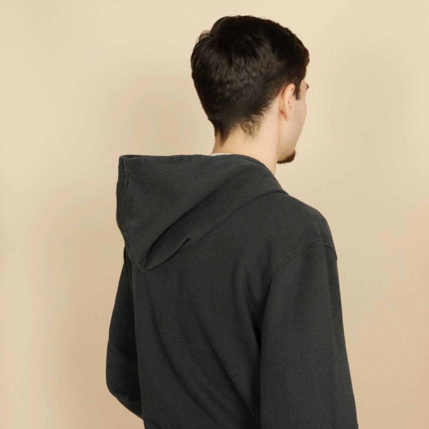 capuche du sweat zippé noir vintage monsieurbarr