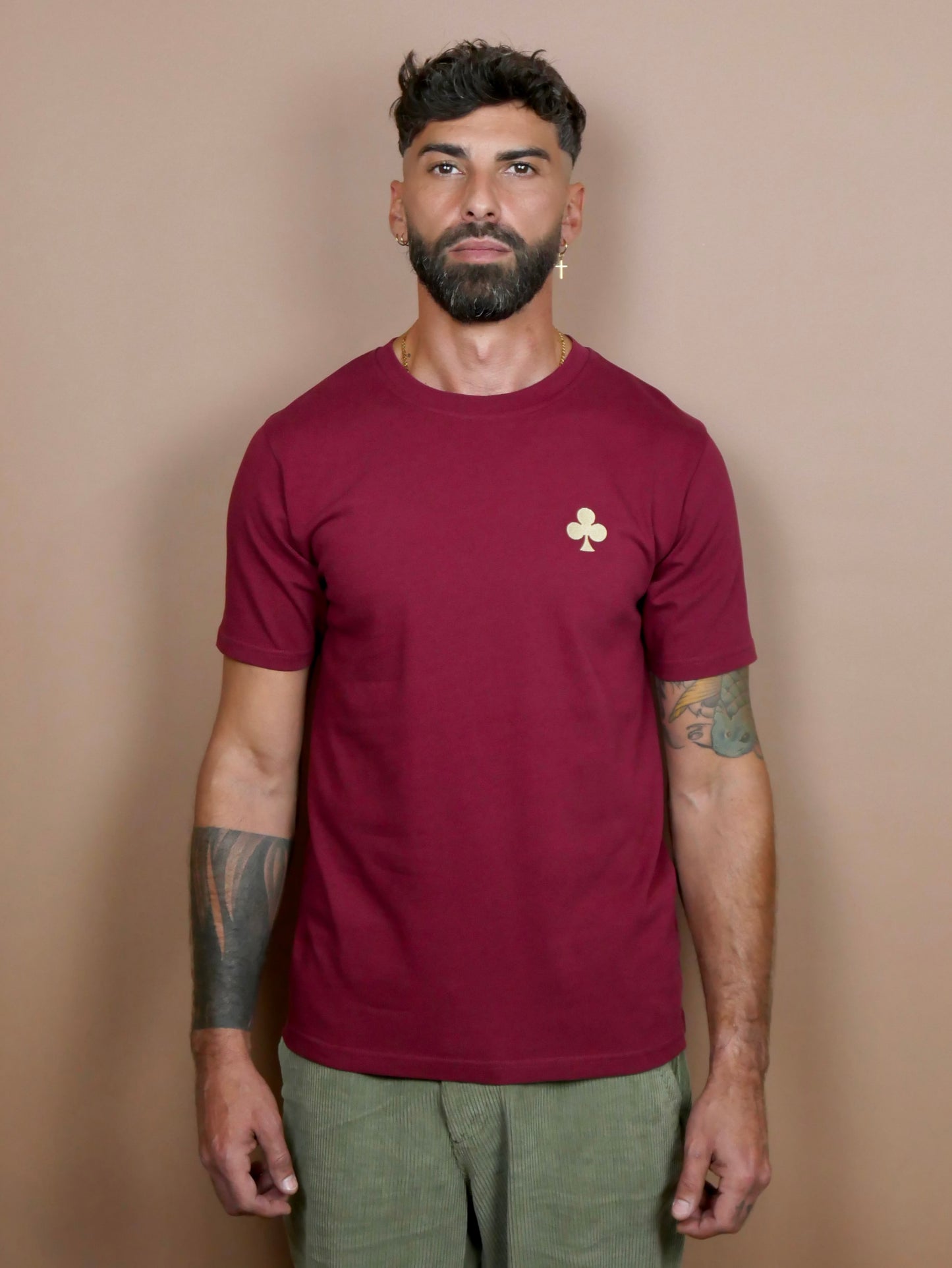 monsieurbarr T-shirt bordeaux coupe regular trèfle brodé dorée
