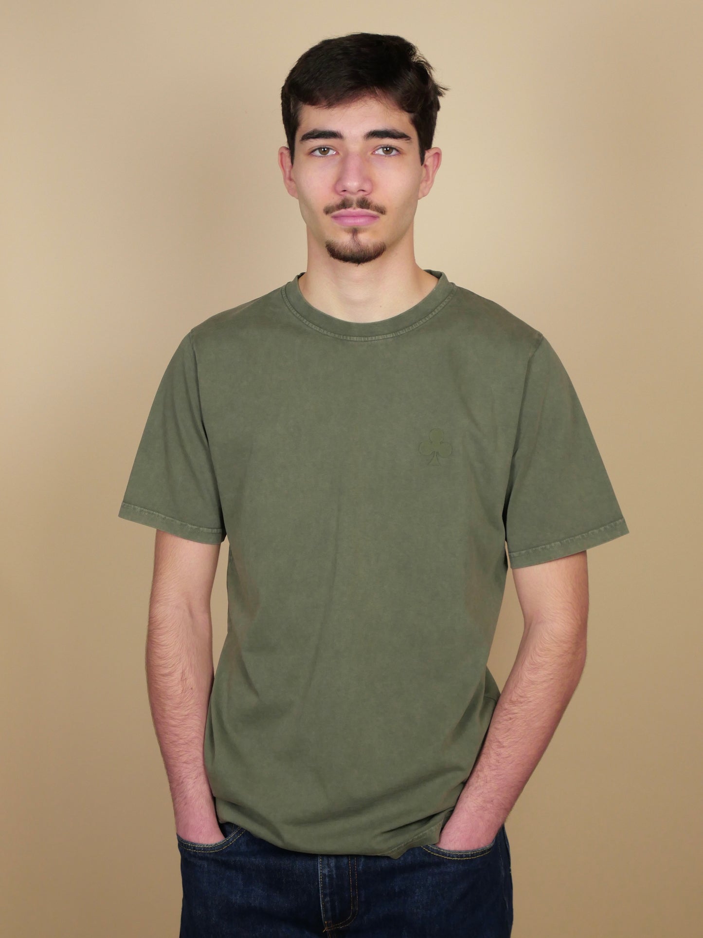 monsieurbarr t-shirt kaki vintage trèfle brodé kaki
