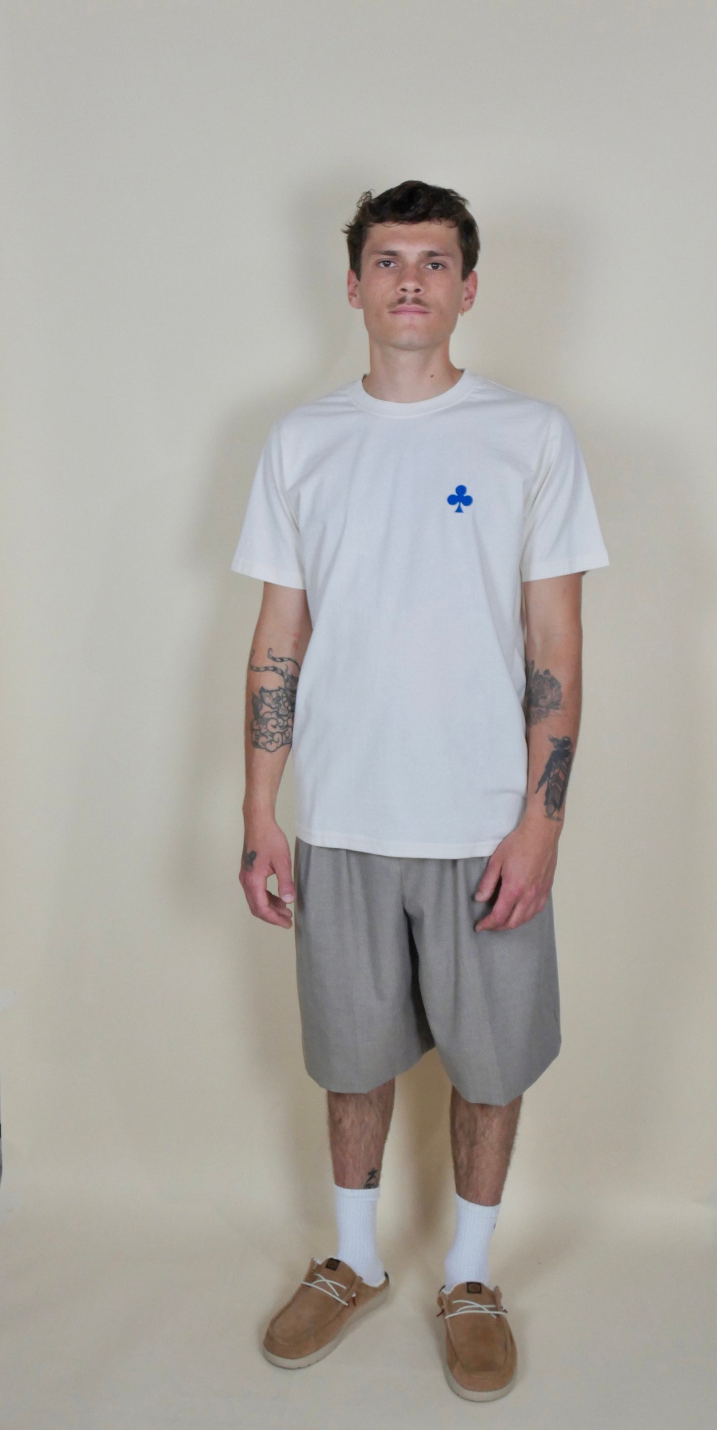 T-shirt Coton Naturel Trèfle Brodé Bleu