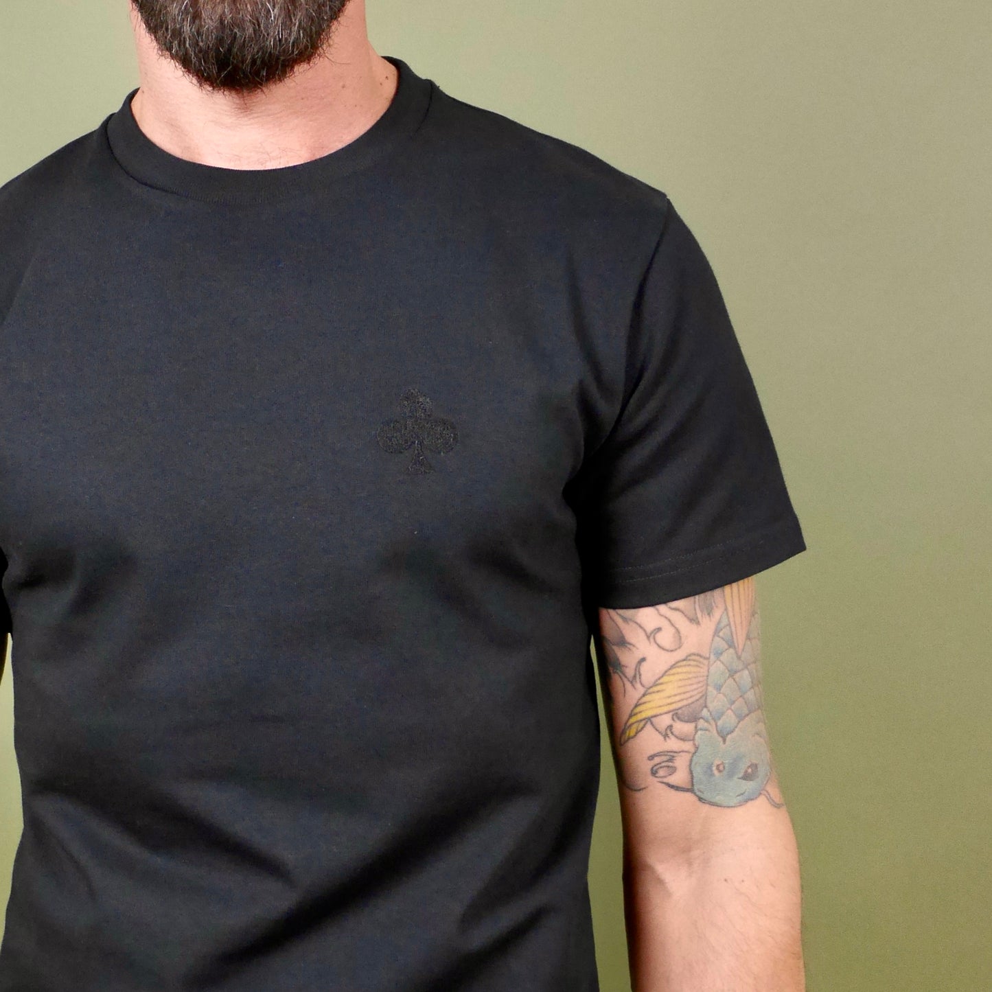 t-shirt noir broderie trèfle noir monsieurbarr