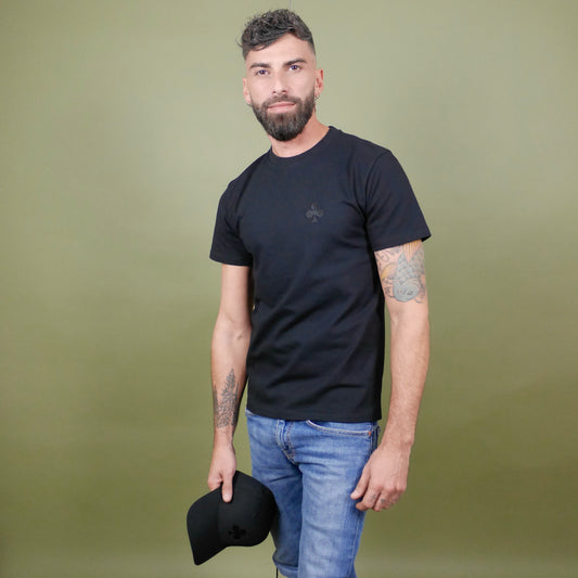 t-shirt noir broderie trèfle noir monsieurbarr