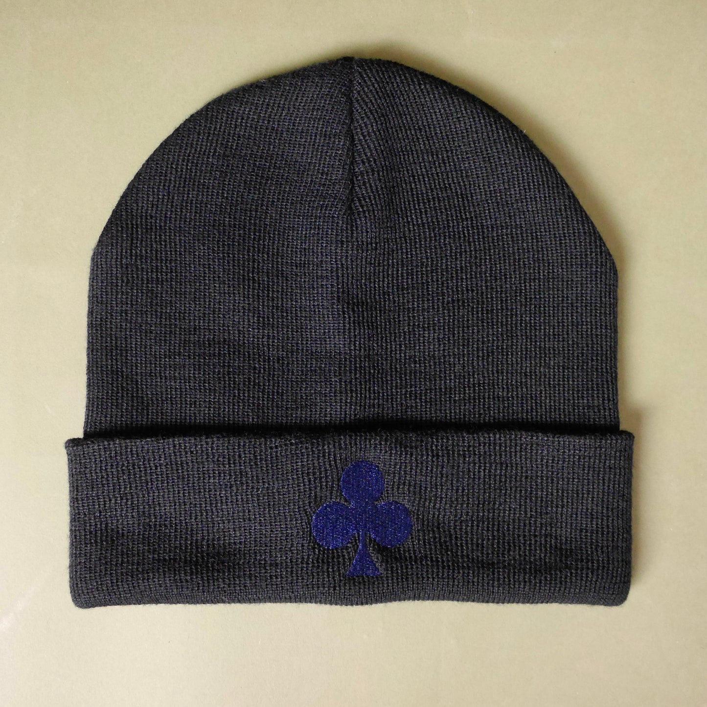 monsieurbarr bonnet bleu marine broderie trèfle fabriqué au Portugal