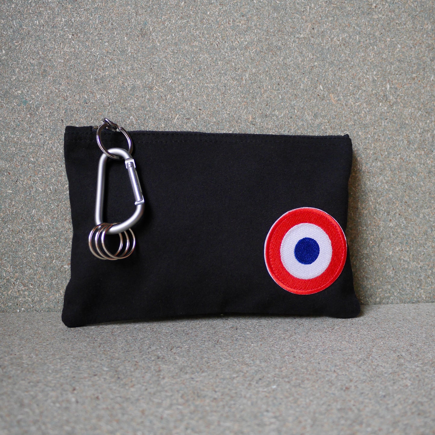 monsieurbarr pochette mousqueton en coton écusson aviation format rond bleu blanc rouge