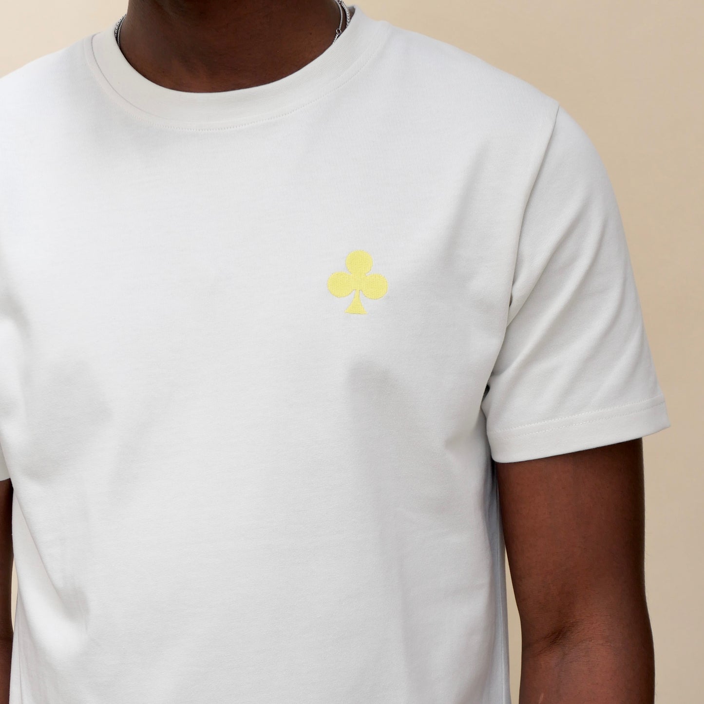 monsieurbarr t-shirt blanc vintage trèfle brodé jaune mat